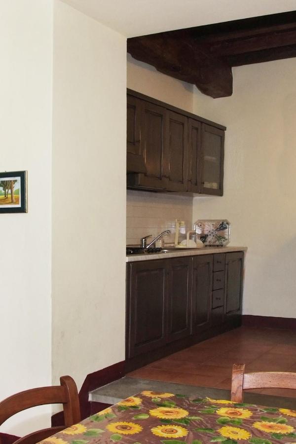 Il Pino Bioagricoltura Villa แตร์รานูโอวา บราชโชลีนี ภายนอก รูปภาพ