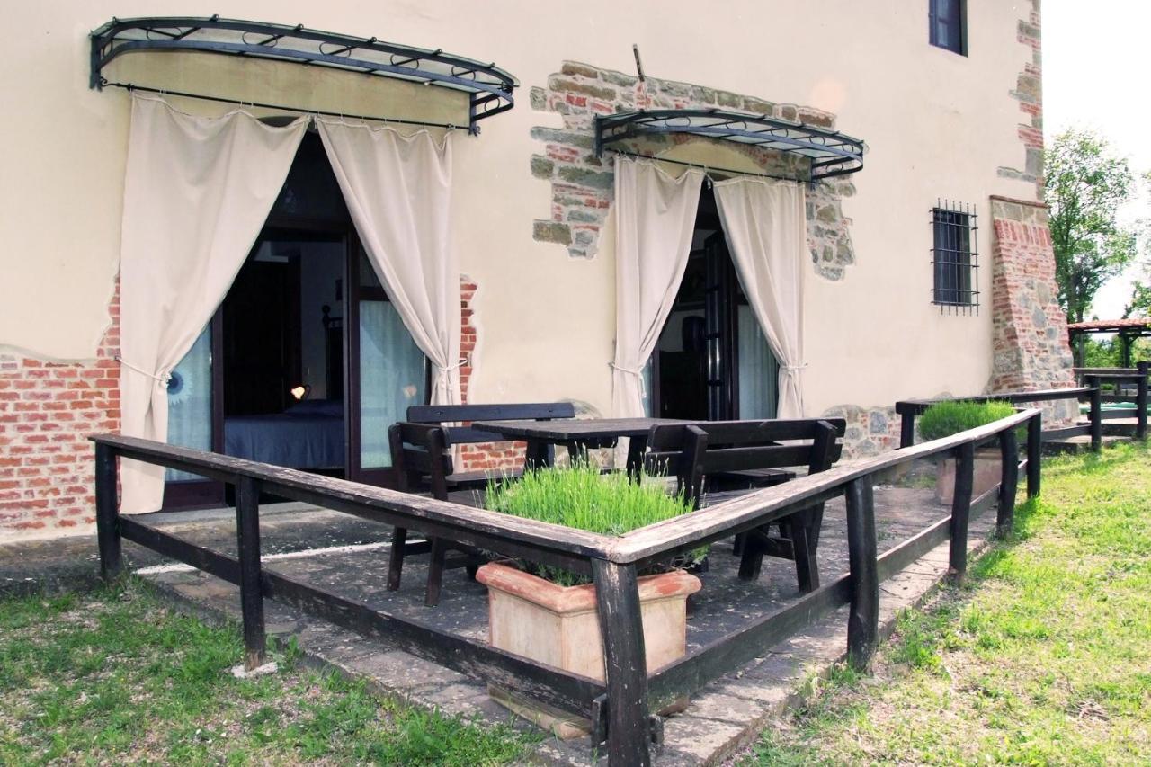 Il Pino Bioagricoltura Villa แตร์รานูโอวา บราชโชลีนี ภายนอก รูปภาพ